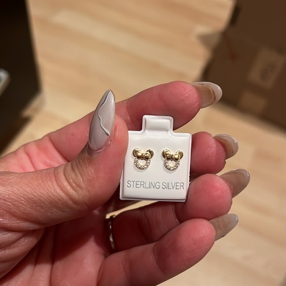 14k gold plated CZ Mouse Bow Earrings - Picture 6 of 9